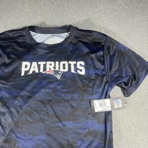 NWT New England Patriots NFL Youth Medium 10/12 Combine Authentic Sport Tshirt